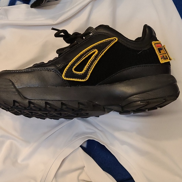 Fila black chunky shoes (removable patches) - Picture 2 of 4